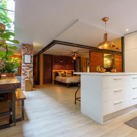 Apartman Loft Moderne Et Familial- Port De - 2 Chambres- Parking - Climatisation Nizza